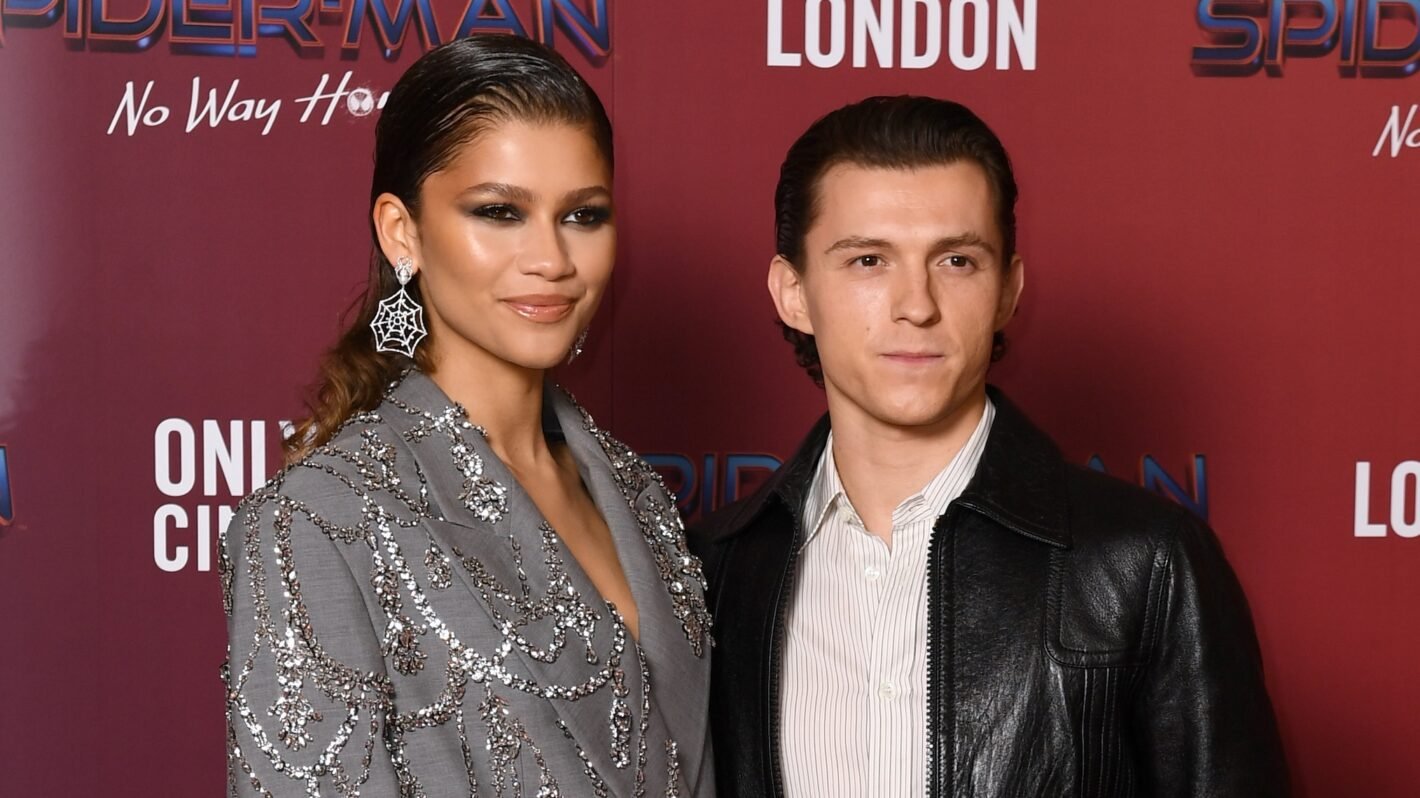 zendaya-tom-holland-spider-man-1420x798